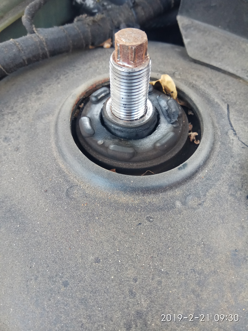 Переделка опоры стоек, + — Opel Omega B, 2 л., 1995 года | своими ...