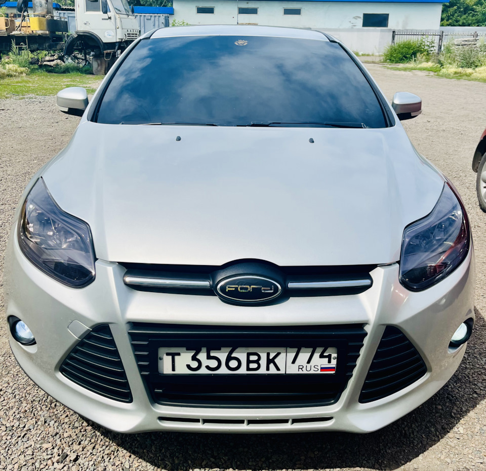 Гибридная плёнка на переднюю оптику и задние фонари — Ford Focus III Sedan,  1,6 л, 2013 года | тюнинг | DRIVE2