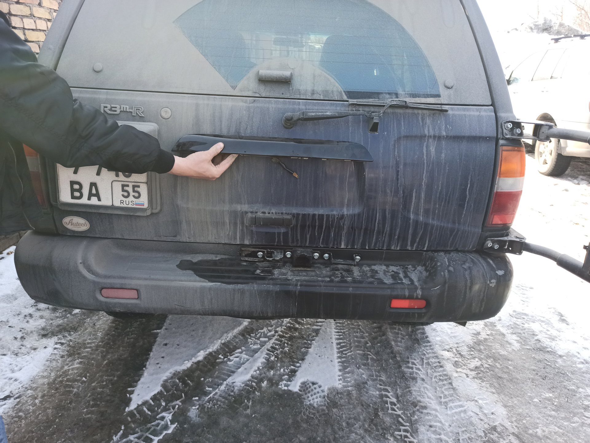 nissan pathfinder рамка для номера