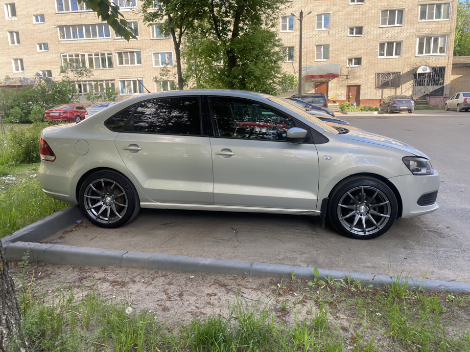 Диски — Volkswagen Polo Sedan, 1,6 л, 2013 года | колёсные диски | DRIVE2