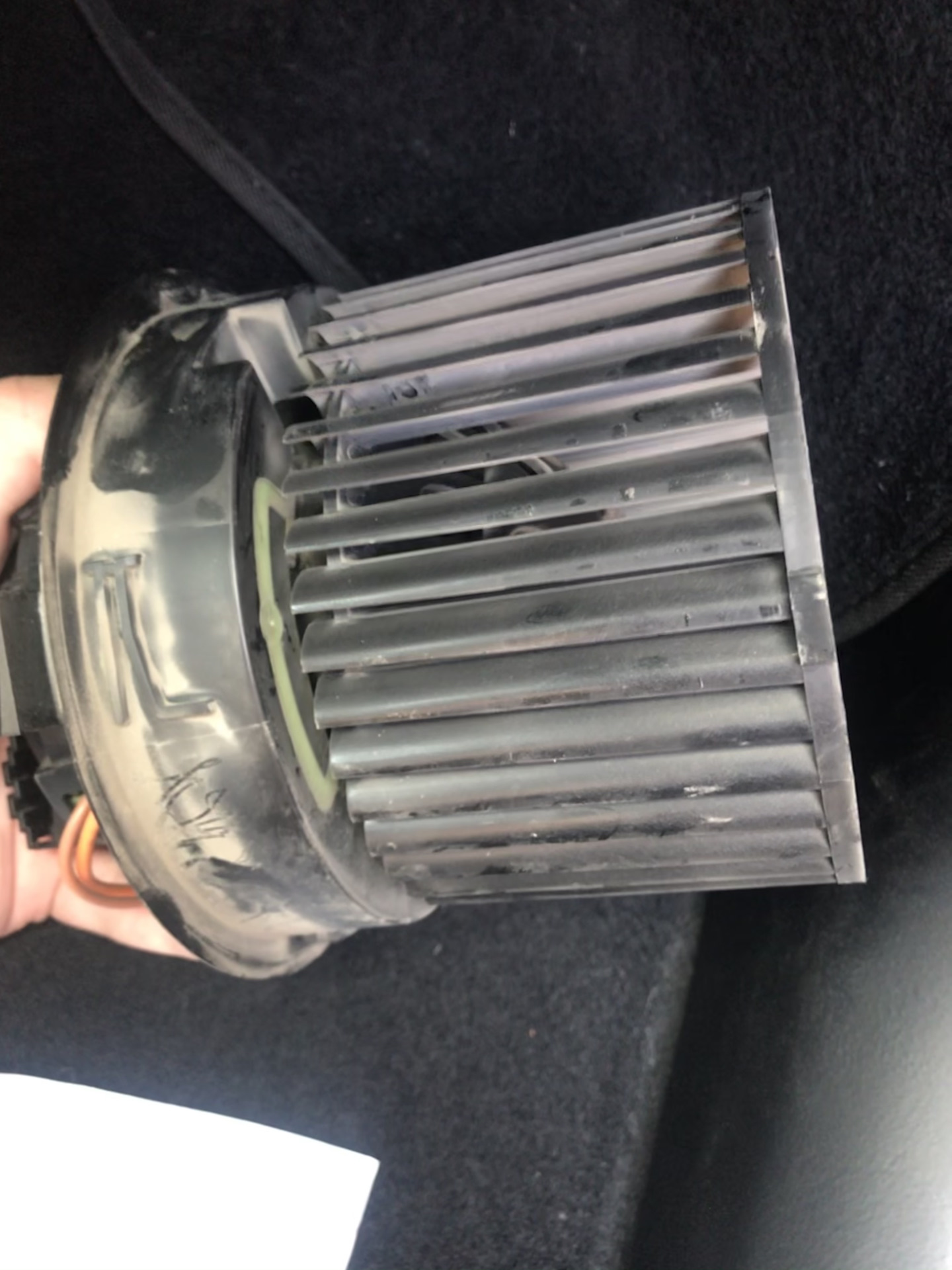 Чистка вентилятора отопителя печки — Lada Vesta SW Cross, 1,8 л, 2018 ...