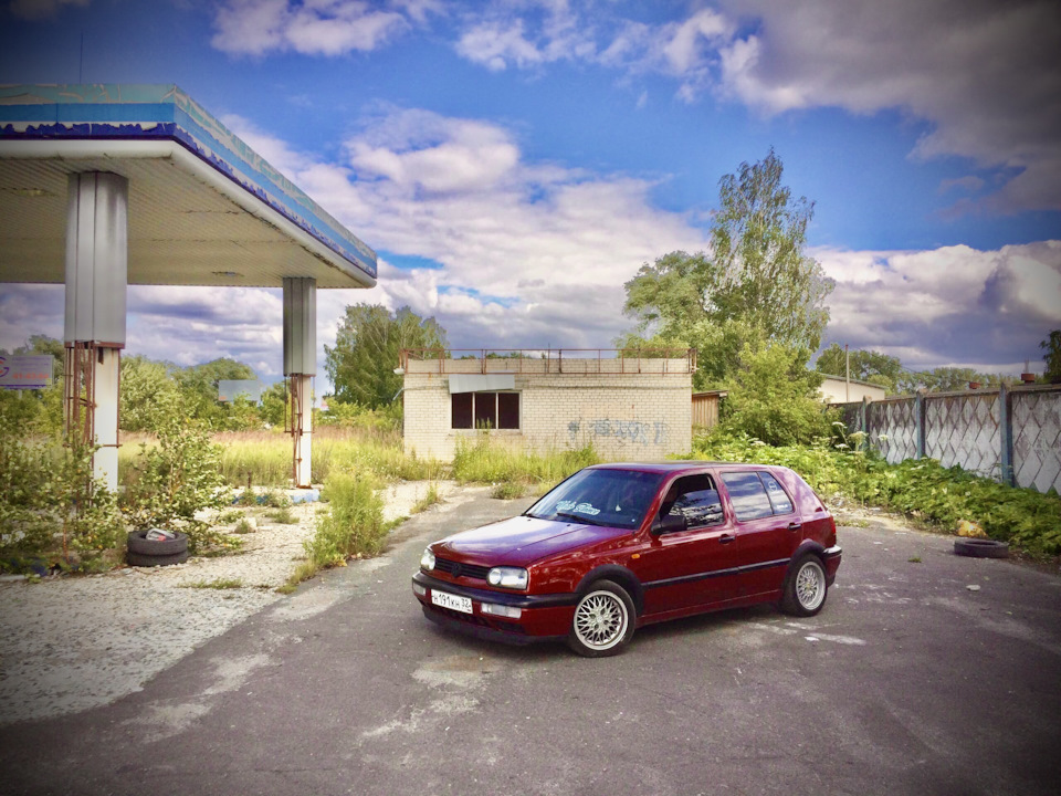 Давануло масло из щупа — Volkswagen Golf Mk3, 1,4 л, 1997 года ...