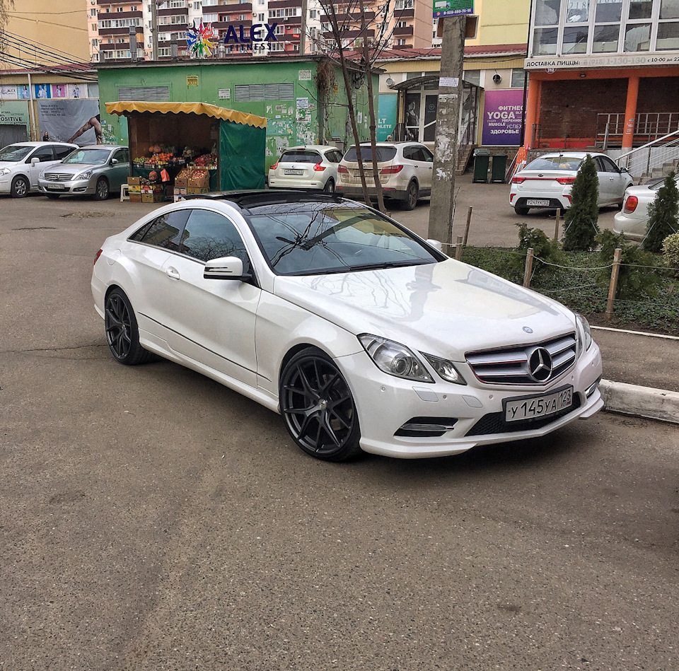 Новые Диски R20 VS505 9J et38 — Mercedes-Benz E-class Coupe (C207), 2 л,  2013 года | шины | DRIVE2