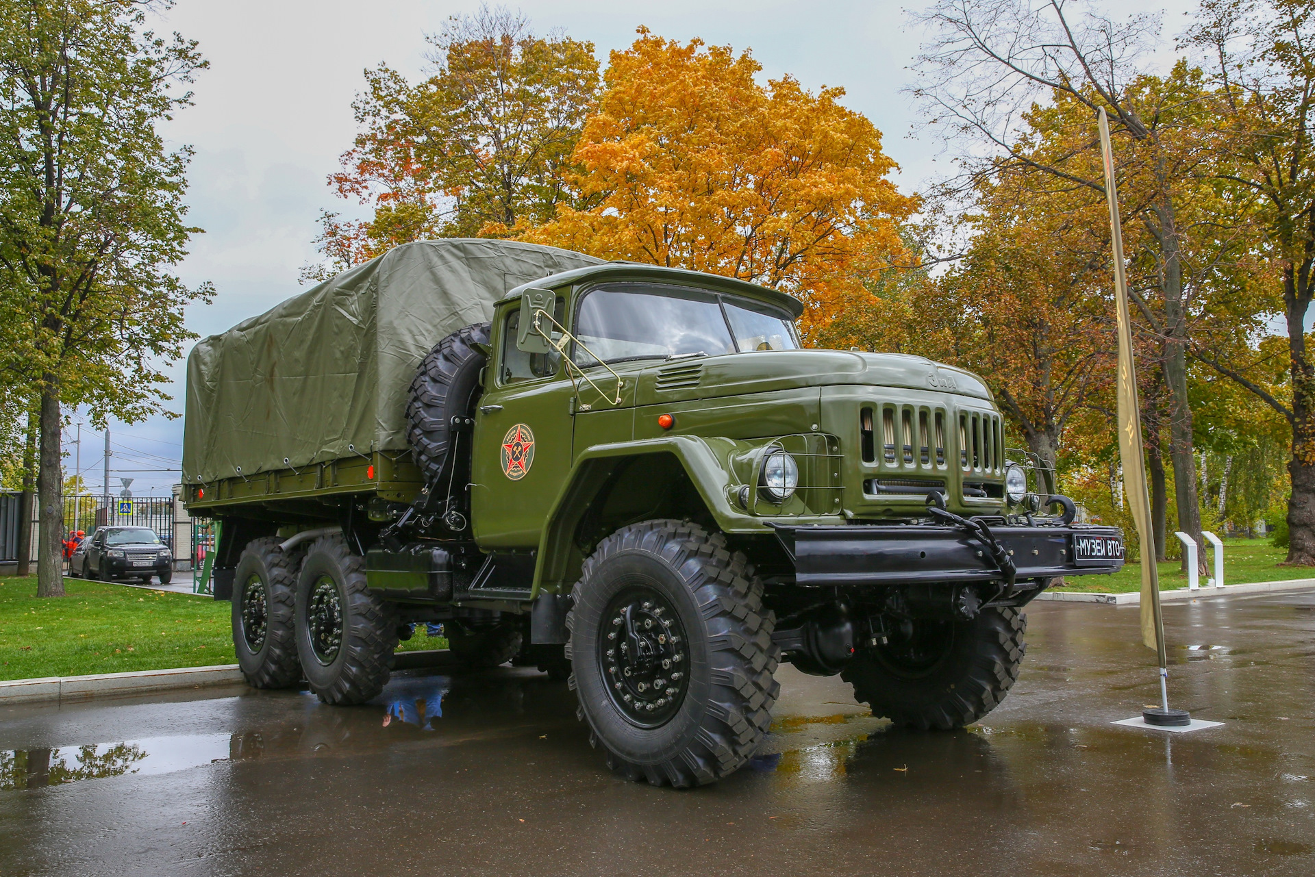 Военные грузовые машины фото