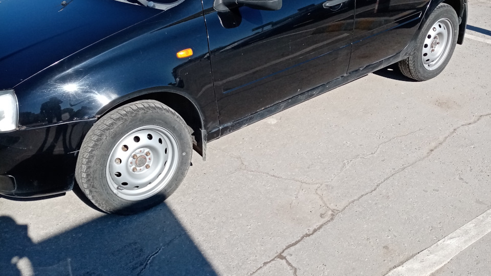 Запах бензина в масле — Lada Калина хэтчбек, 1,6 л, 2011 года | своими ...