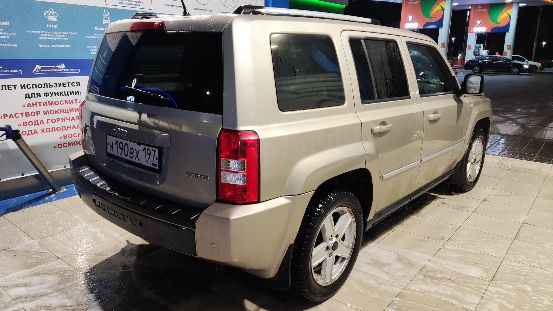 Jeep Liberty 2.4 бензиновый 2010 | Монтесума на DRIVE2