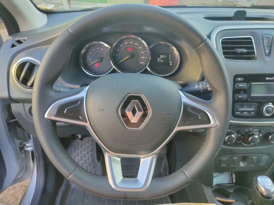 Правильный руль! — Renault Sandero Stepway (2G), 1,6 л, 2021 года ...