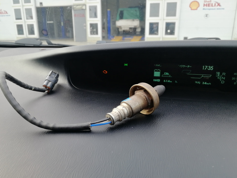 Фото в бортжурнале Toyota Prius (30)