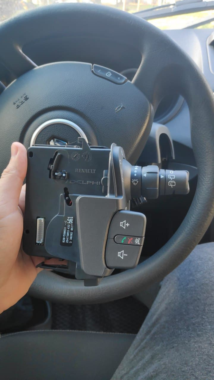 Замена подрулевого переключателя ( родной загорелся ) — Renault Clio ...