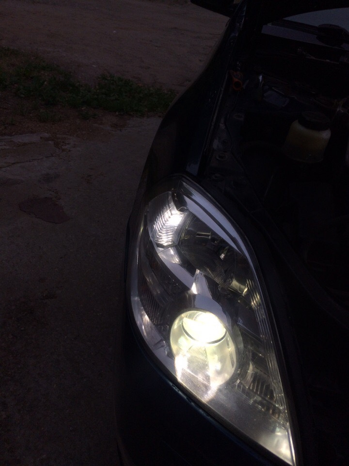 Дхо на ниссан теана 31. Ближний свет ниссан теана j31. Nissan teana j31 птф. Ближний свет ниссан теана j31. Ниссан теана 2010 габаритные огни.
