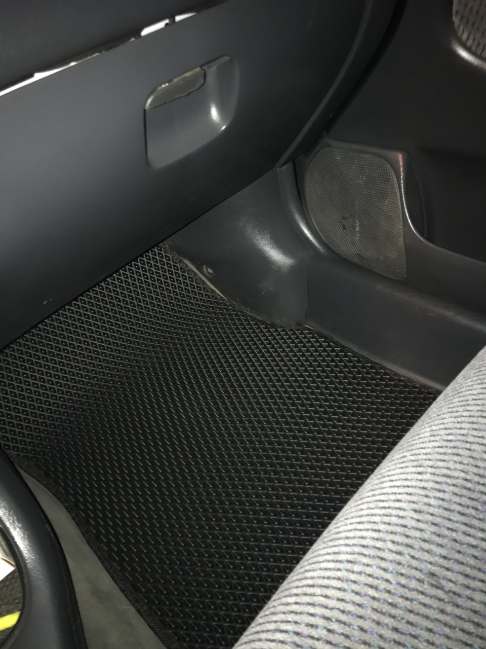 Ева ковры — Honda Civic (6G), 1,5 л, 1997 года | аксессуары | DRIVE2