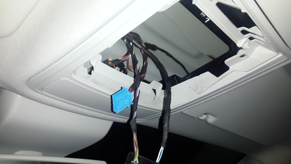 Центральный плафон — Volkswagen Sharan (2G)