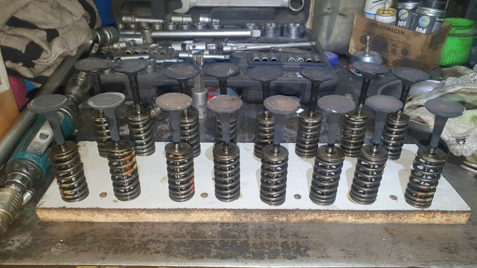 Пружинки ок, клапана ок — Skoda Octavia A7 Mk3