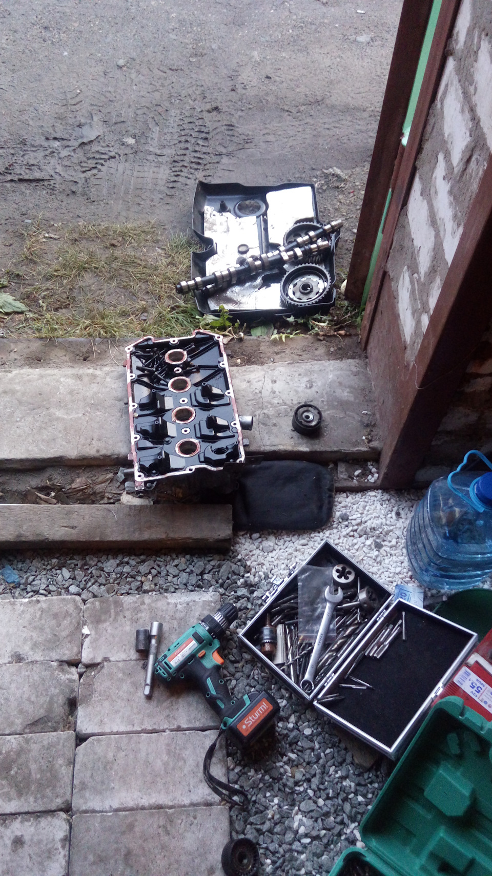 Замена гидриков, замена маслосъемных колпачков, валы, ремень ГРМа ...