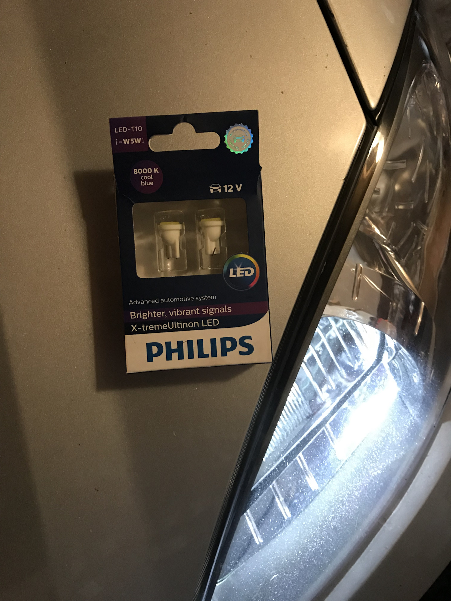 X TREMEULTINON led Philips 10t