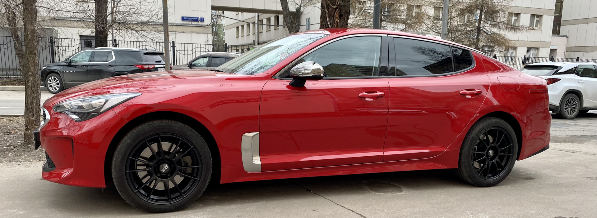 Годик нам — KIA Stinger, 2 л, 2021 года просто так DRIVE2