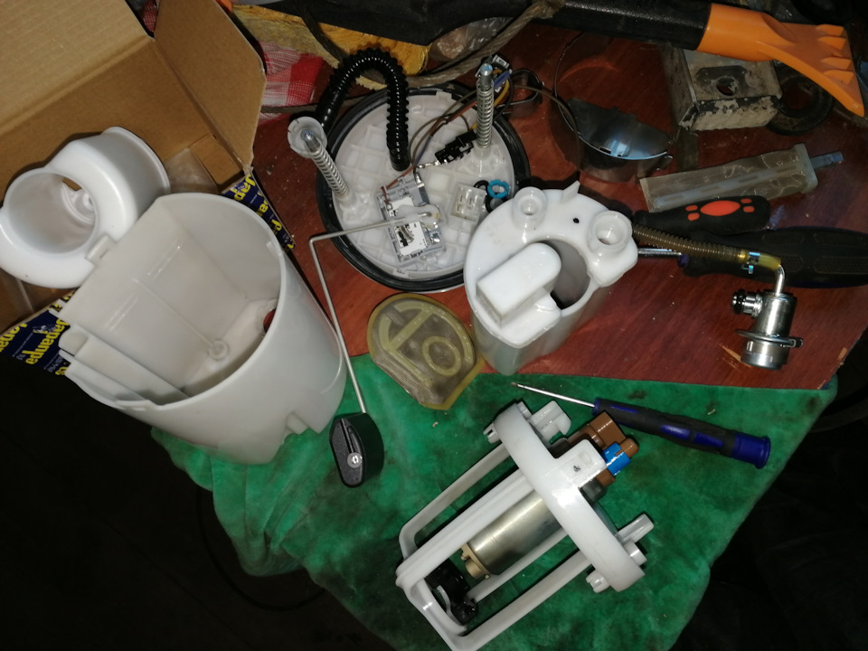 Аккуратно все разобрал и убрал в сторону… — KIA Pro_Ceed (2G)