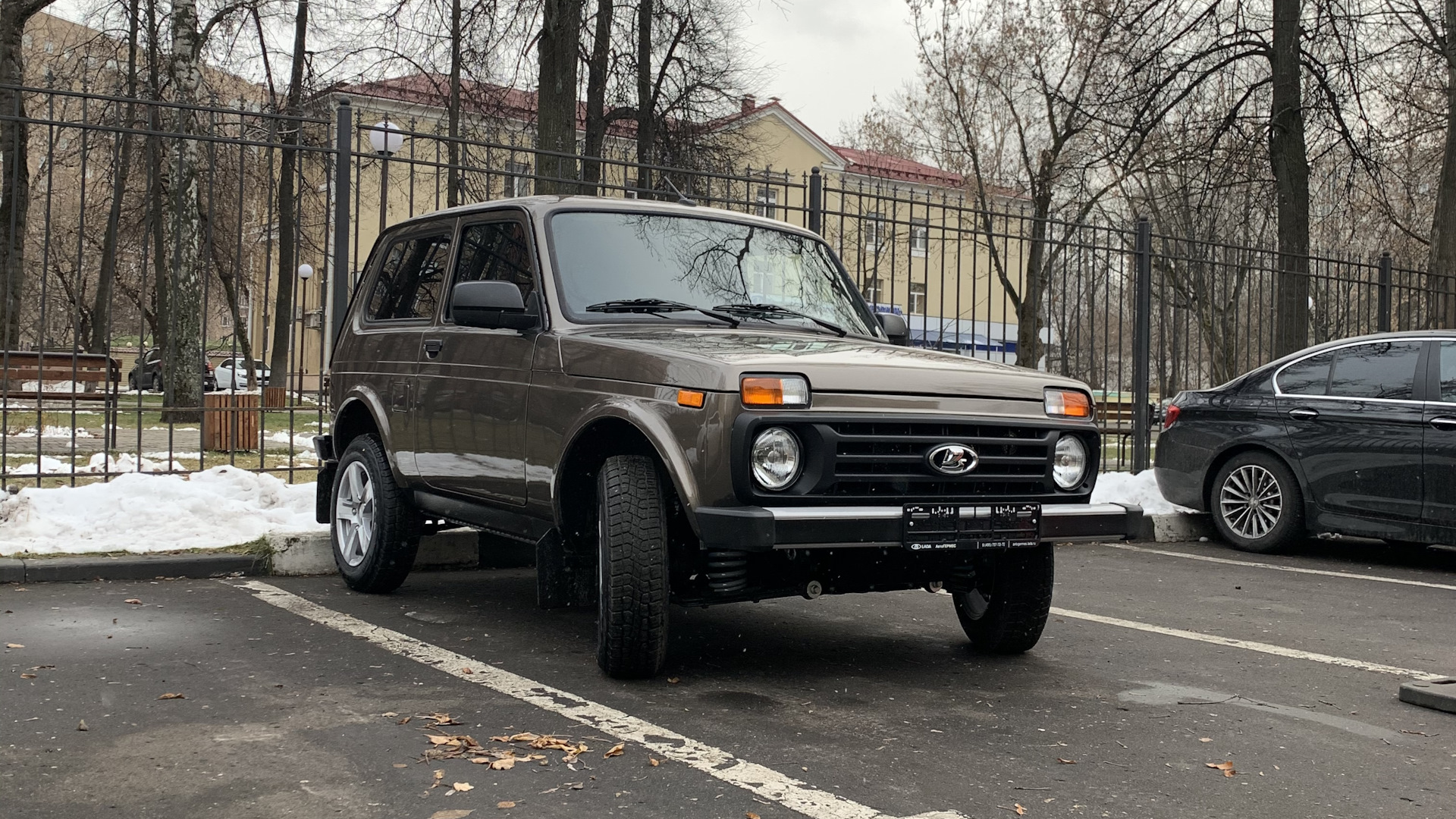 Lada 4x4 3D 1.7 бензиновый 2020 | «Брутальный позитив» на DRIVE2