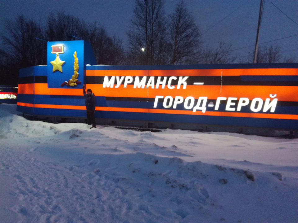 Где находится релюшки на ниве. RBAAAgKTteA 960. Где находится релюшки на ниве фото. Где находится релюшки на ниве-RBAAAgKTteA 960. картинка Где находится релюшки на ниве. картинка RBAAAgKTteA 960. В этой статье я расскажу вам где стоят реле в ниве. Электронные устройства и блоки автомобиля ВАЗ 2121 питаются напряжением 12 вольт. Каждый элемент рассчитан на точную нагрузку, поэтому сила тока может быть десятки миллиампер, или сотни ампер. Если от управляющих устройств до исполнительных механизмов подавать питание с рабочими параметрами – автомобиль будет опутан толстыми жгутами кабелей.
