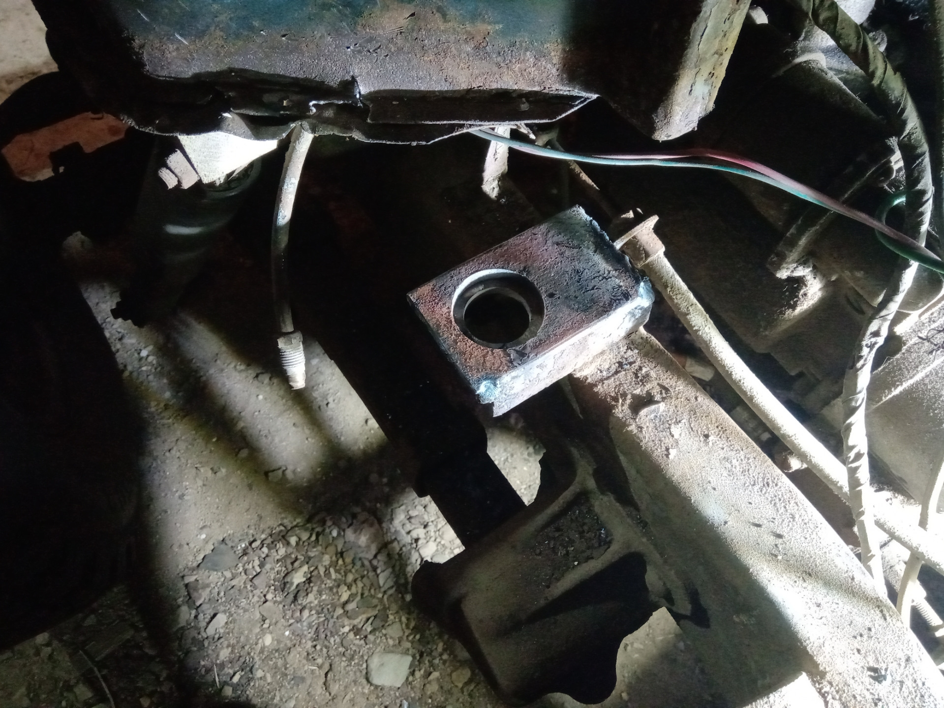 Подушки кузова, ЗИЛ 131. — УАЗ 3303, 2,8 л, 2000 года | тюнинг | DRIVE2