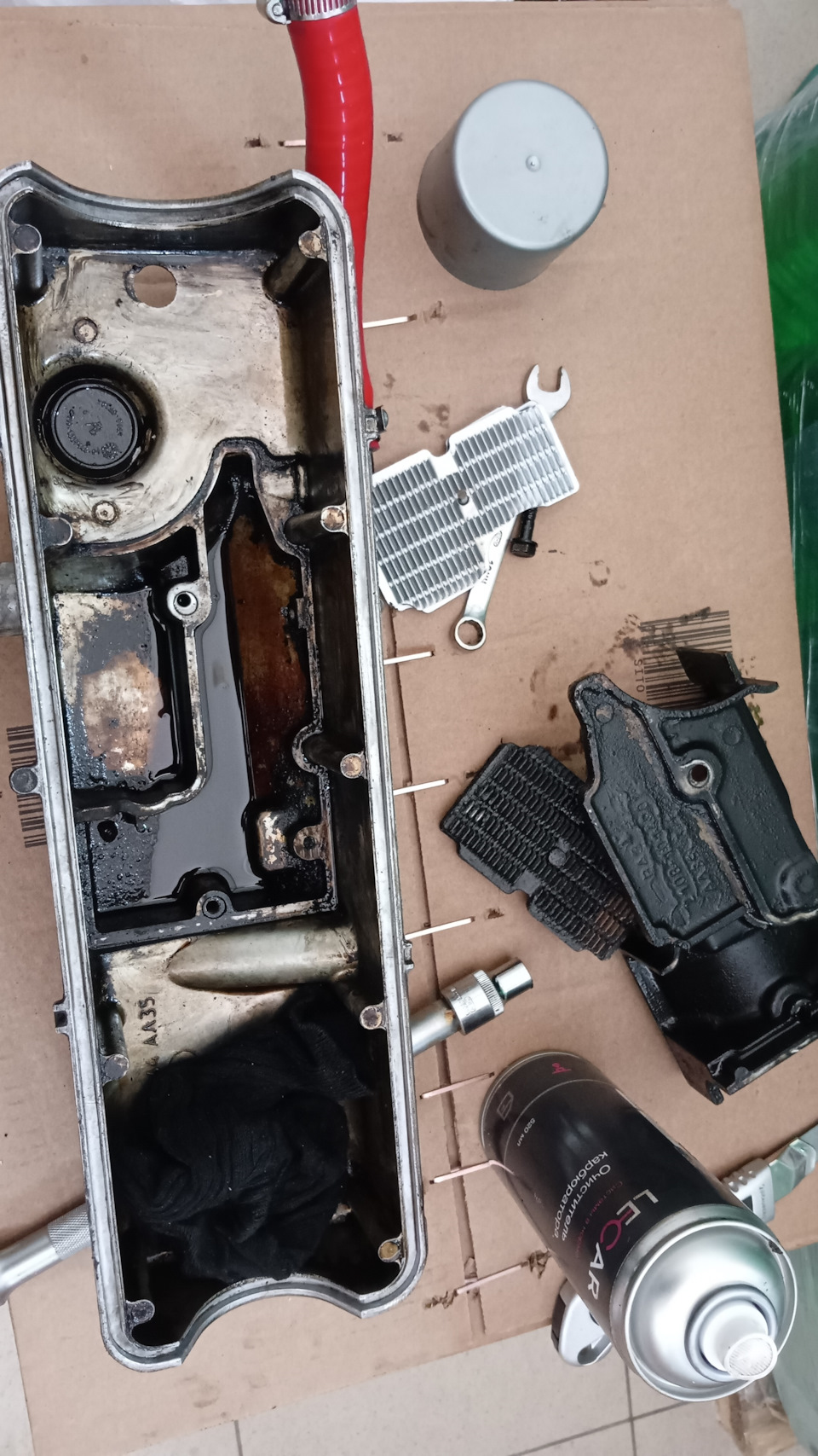 Чистка клапанной крышки с заменой сеточки фильтра — DRIVE2