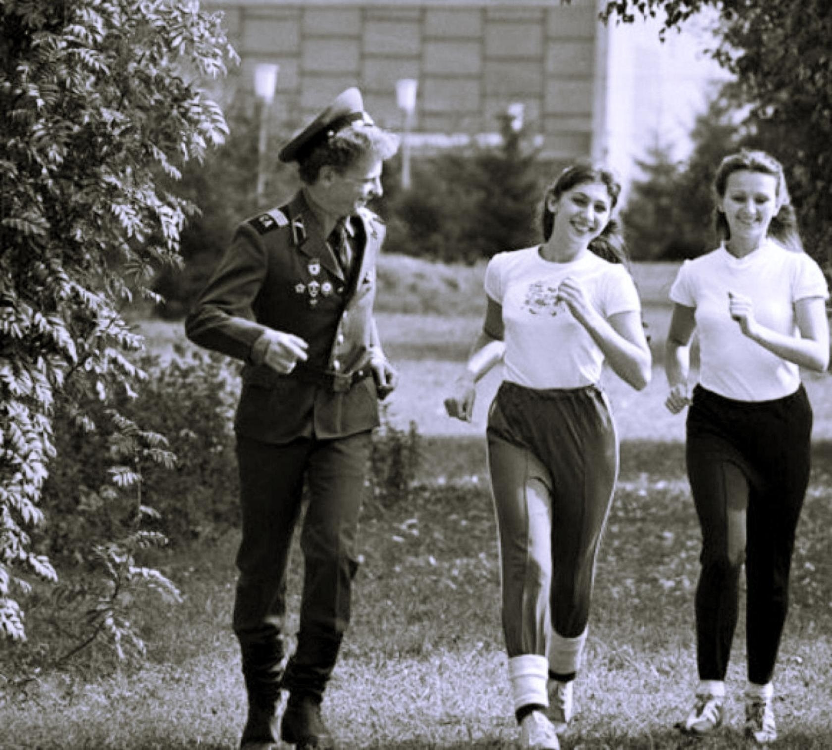 Идеи советского союза. Советские женщины. Красивые советские девушки. Красивые Комсомолки. Девушки в советское время.