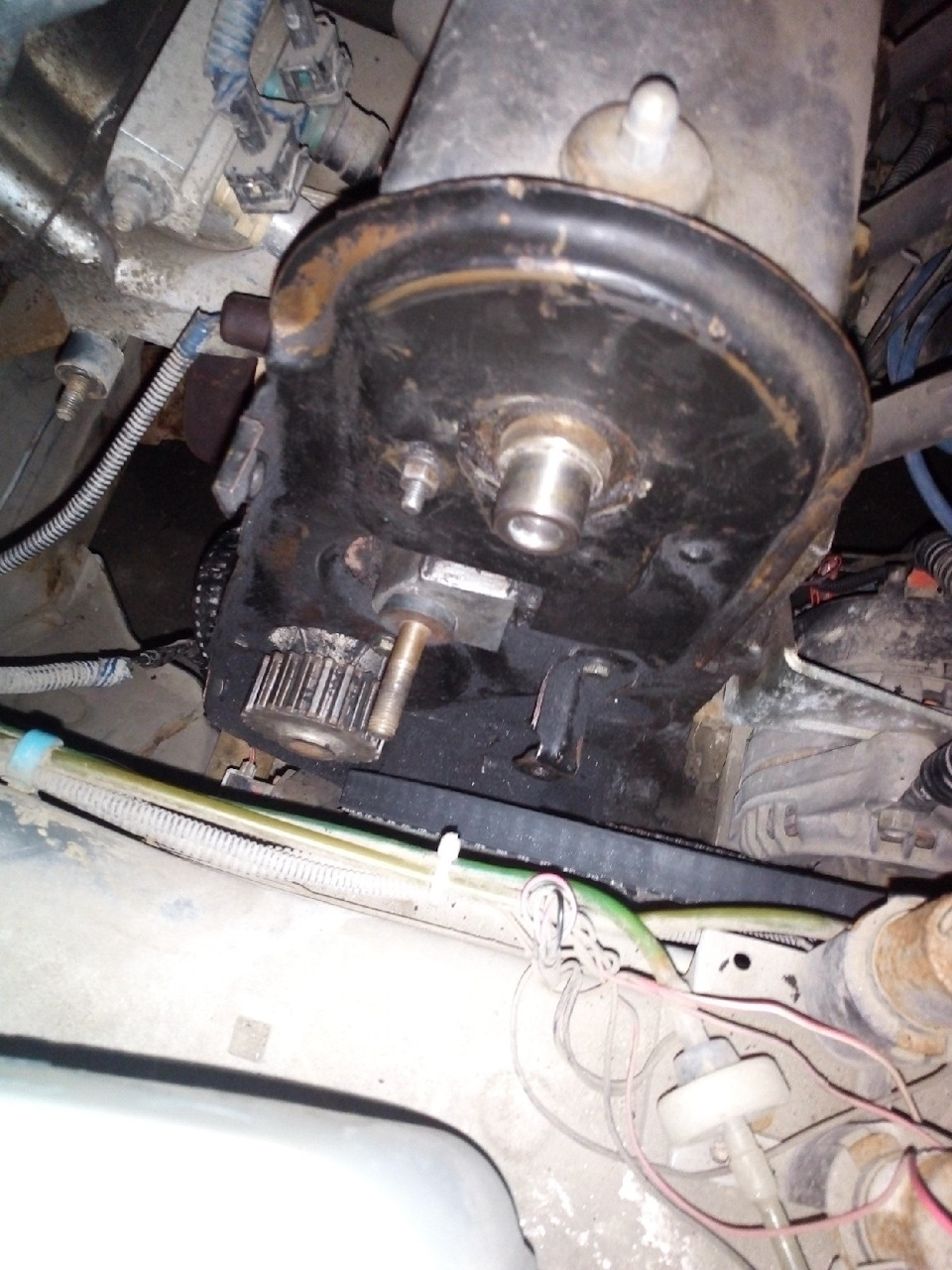 Жрет ремень ГРМ — Lada 21083, 1,5 л, 2002 года | поломка | DRIVE2