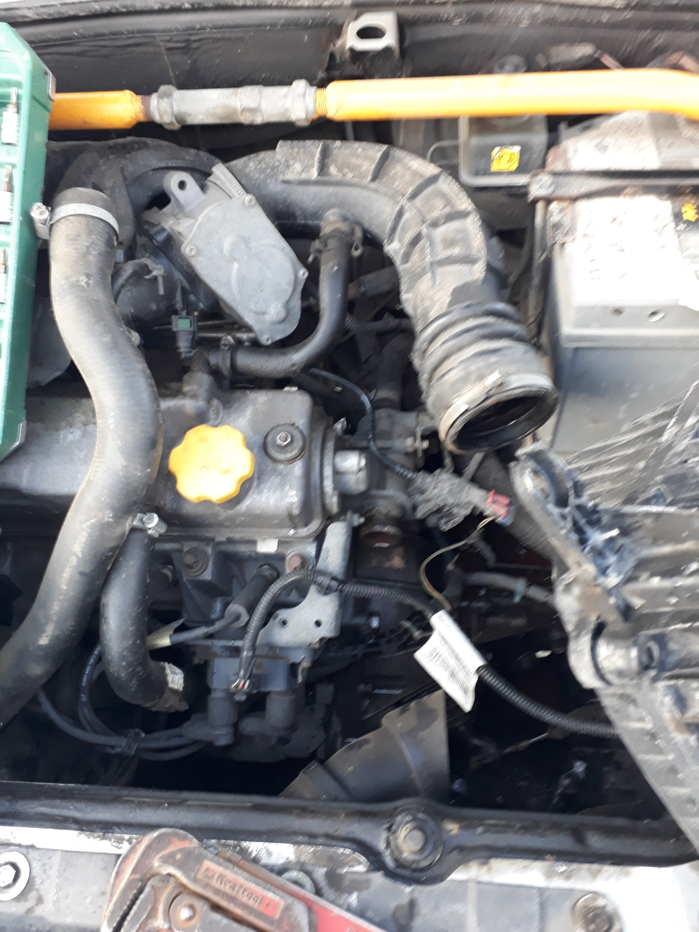 Замена термостата в Гранте…пробег 315000 — Lada Гранта, 1,6 л, 2013 ...