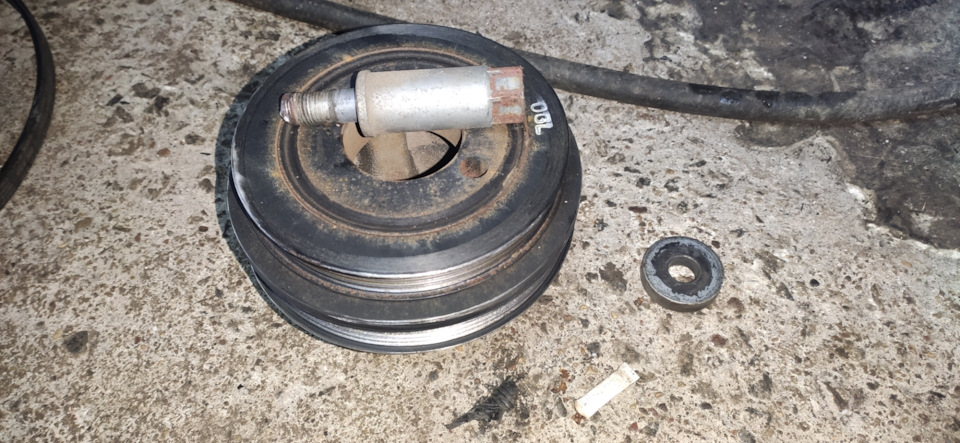 Фиаско…сорвало болт шкива коленвала — KIA Sorento (1G), 3,5 л, 2003 ...