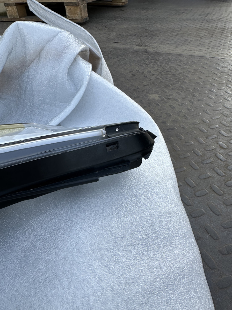 Поиск крепления фары киа сид — KIA Ceed (2G), 1,6 л, 2013 года ...