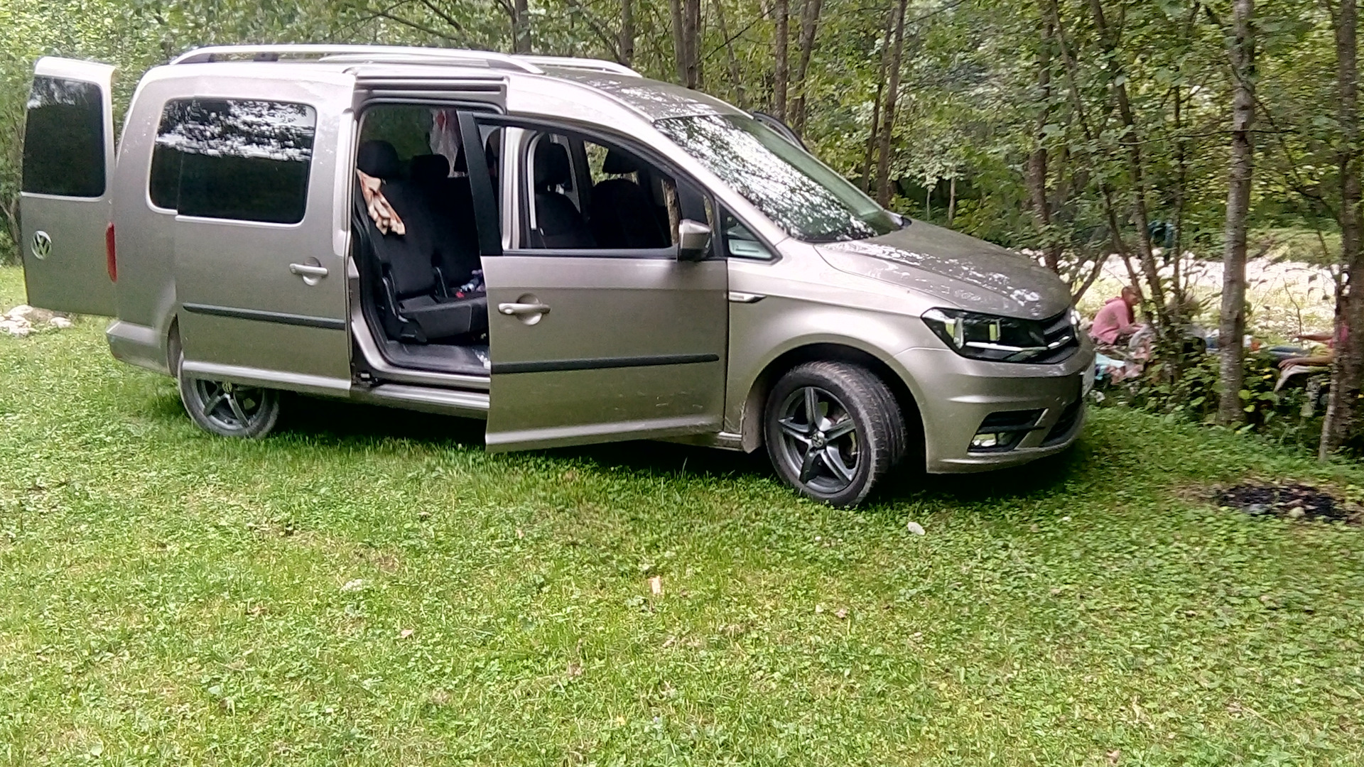 Продажа Volkswagen Caddy (4G) 2016 (бензин, МКПП) — с историей обслуживания  — DRIVE2.RU