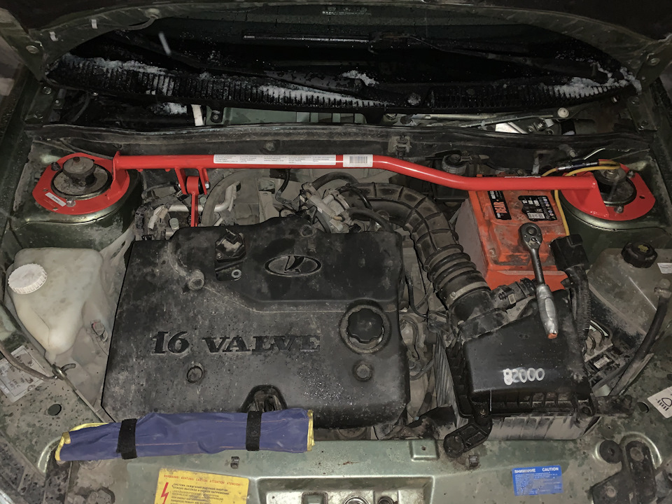 Бж4. Установка распорки на передние стойки — Lada Калина седан, 1,4 л ...