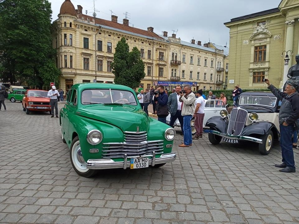 Ради чего имеет смысл сходить на осенний ретро-фестиваль Old Car Land 2019