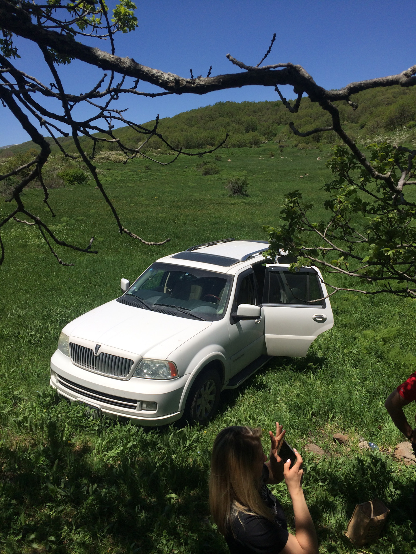 Подъем на г. Арагац или как машина сама едет в гору — Lincoln Navigator  (2G), 5,4 л, 2006 года | путешествие | DRIVE2