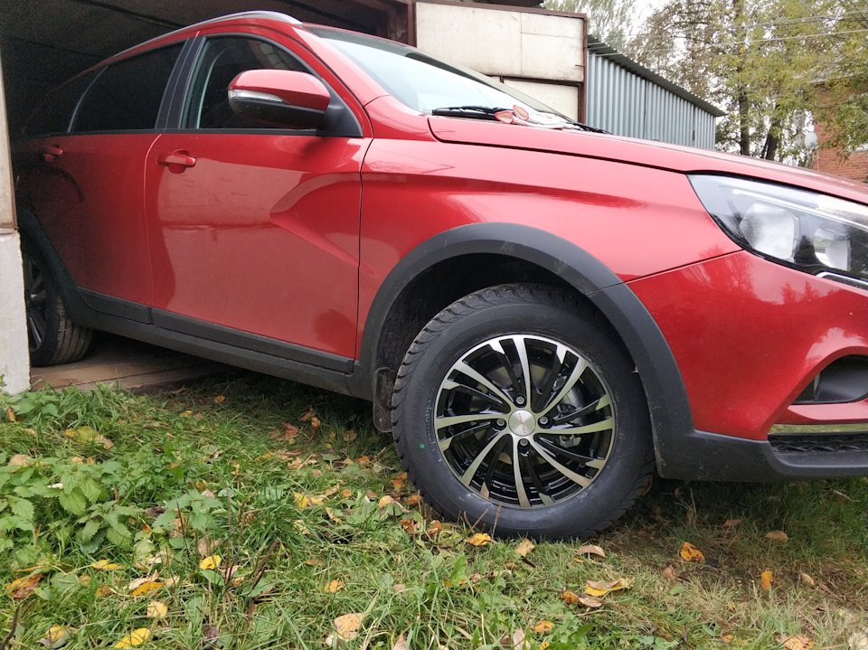 Диски св кросс. Диски r15 Веста кросс. Vesta SW Cross 195/65 r15.