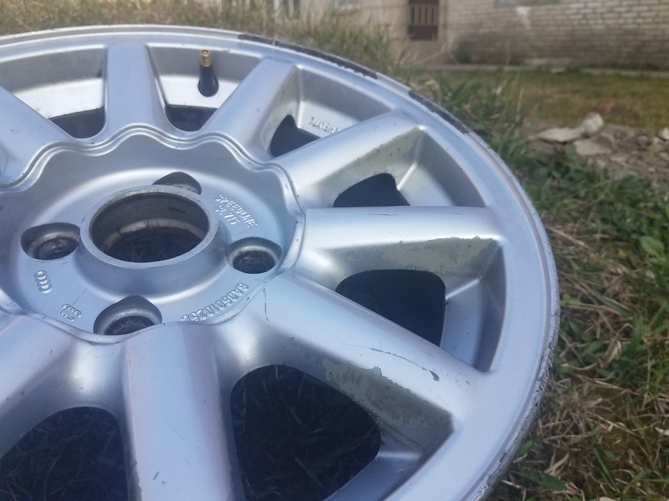 Нет обратной связи сигнализации. АБС+знак ручника на щитке приборов ...