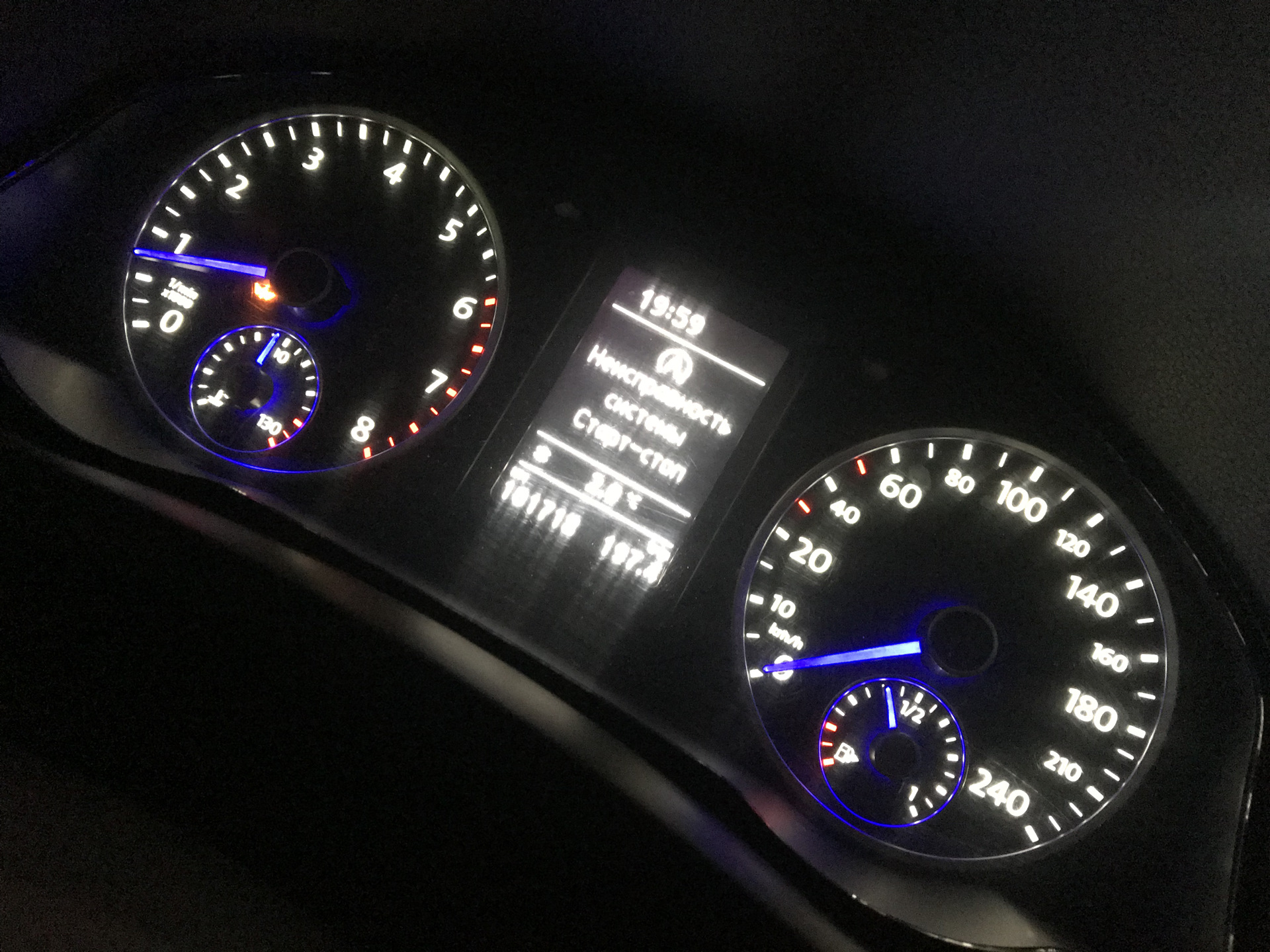 Epc volkswagen golf 6. 4 122. Старт стоп тигуан 2. Кнопка старт стоп лагуна 2. Как отключить старт стоп на пассат б8.