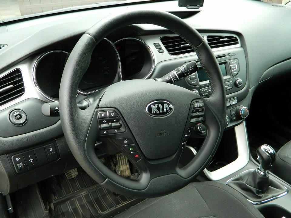 11.KIA Ceed SW JD (NEW 2016): ТО-5 на 75 000 км. Полет нормальный. Буду ...