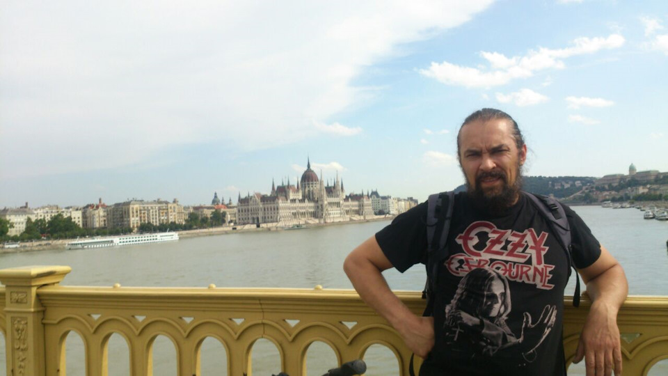 REAAAgOzxuA 960 для чего нужны полозья в багажнике прадо 150