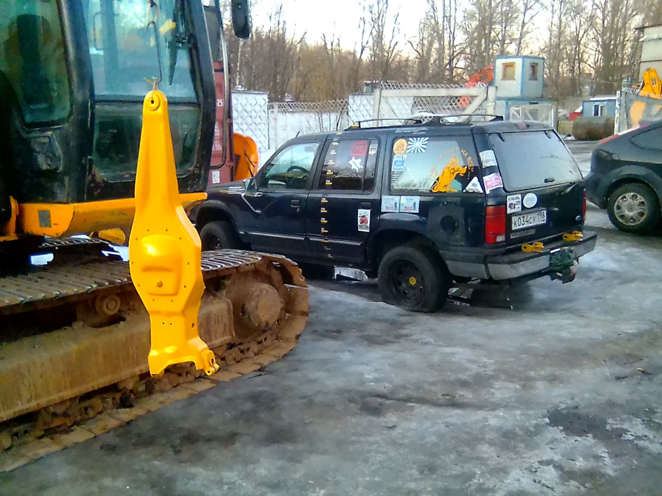 Фото в бортжурнале Ford Explorer (1G)