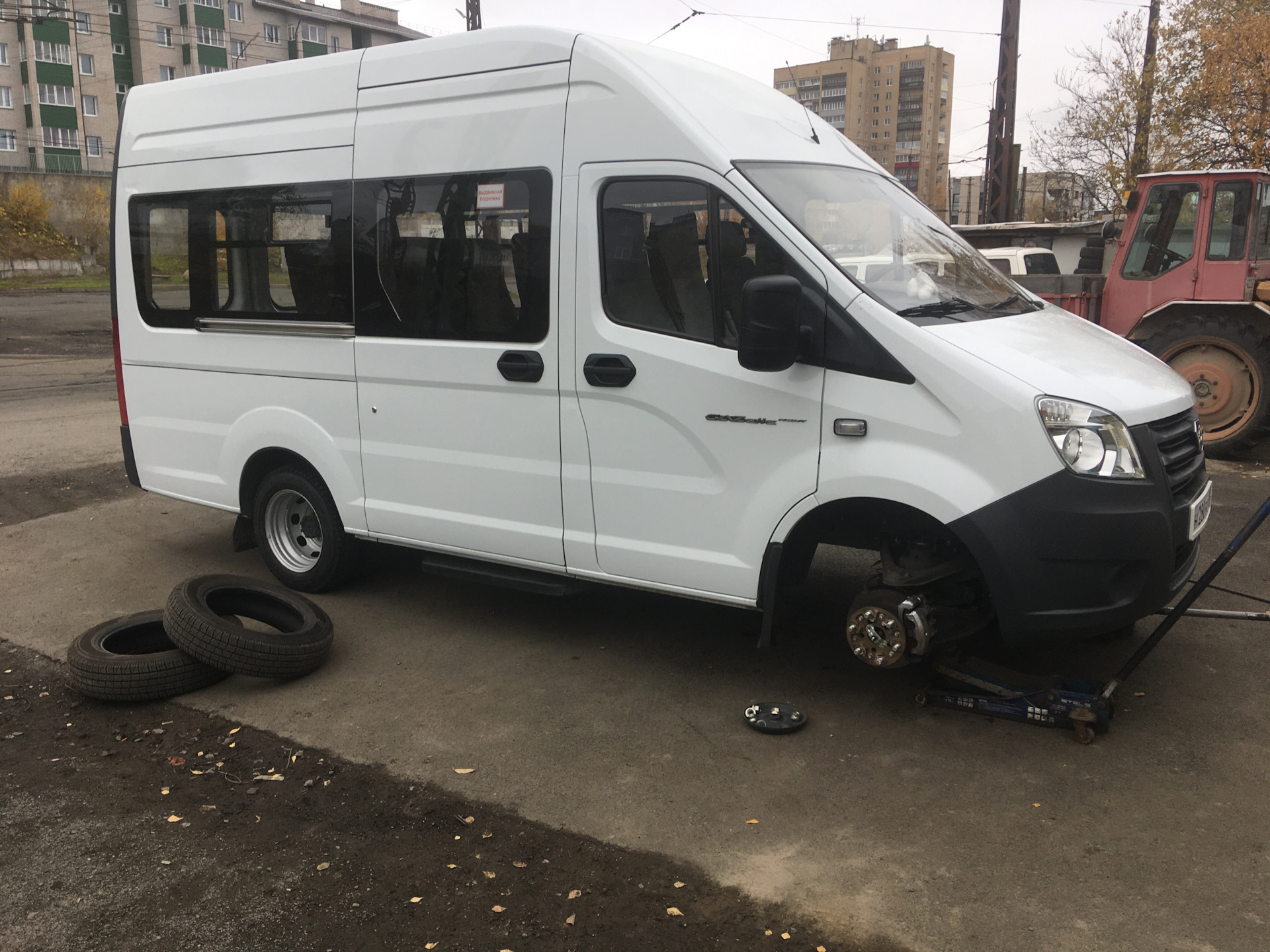 Шиномонтаж на зиму — ГАЗ Газель Next, 2,9 л, 2022 года | шины | DRIVE2