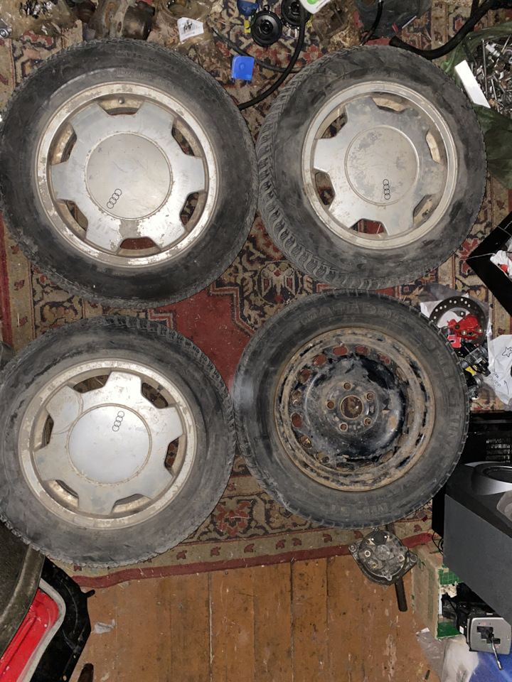 Шины зимние нешипованные Goodyear 195/65 R15, литые диски Audi 15 5x112 ...
