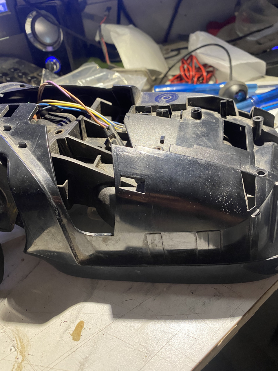 Вот слева внизу — Mitsubishi Grandis