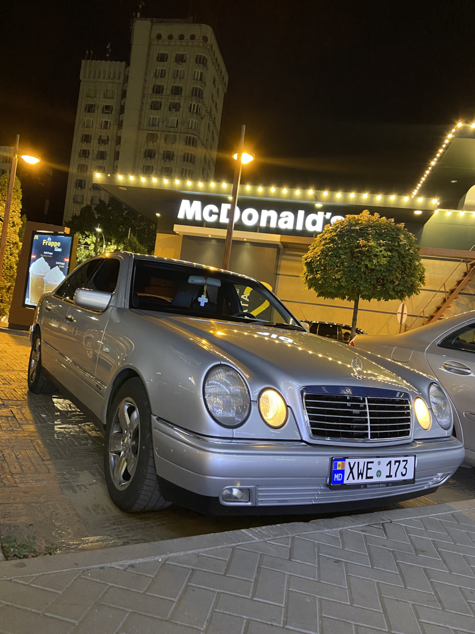 Авто продан. — Mercedes-Benz E-class (W210), 2 л, 1998 года | продажа  машины | DRIVE2