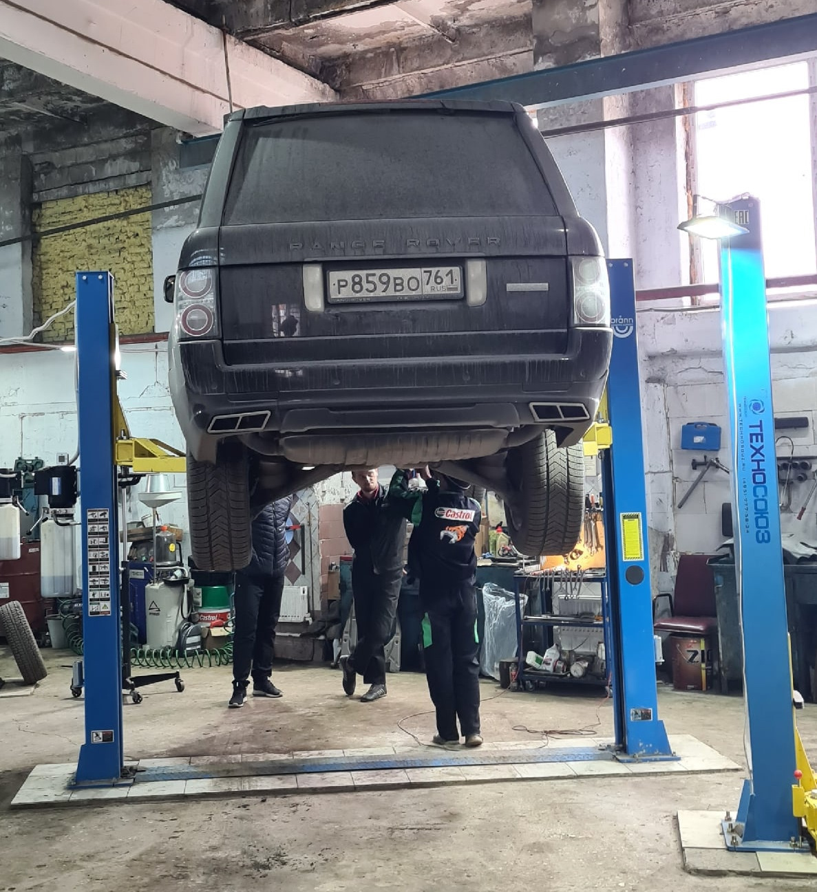 Замена толкателей ТНВД 5.0 SC — Land Rover Range Rover (3G), 5 л, 2011 ...