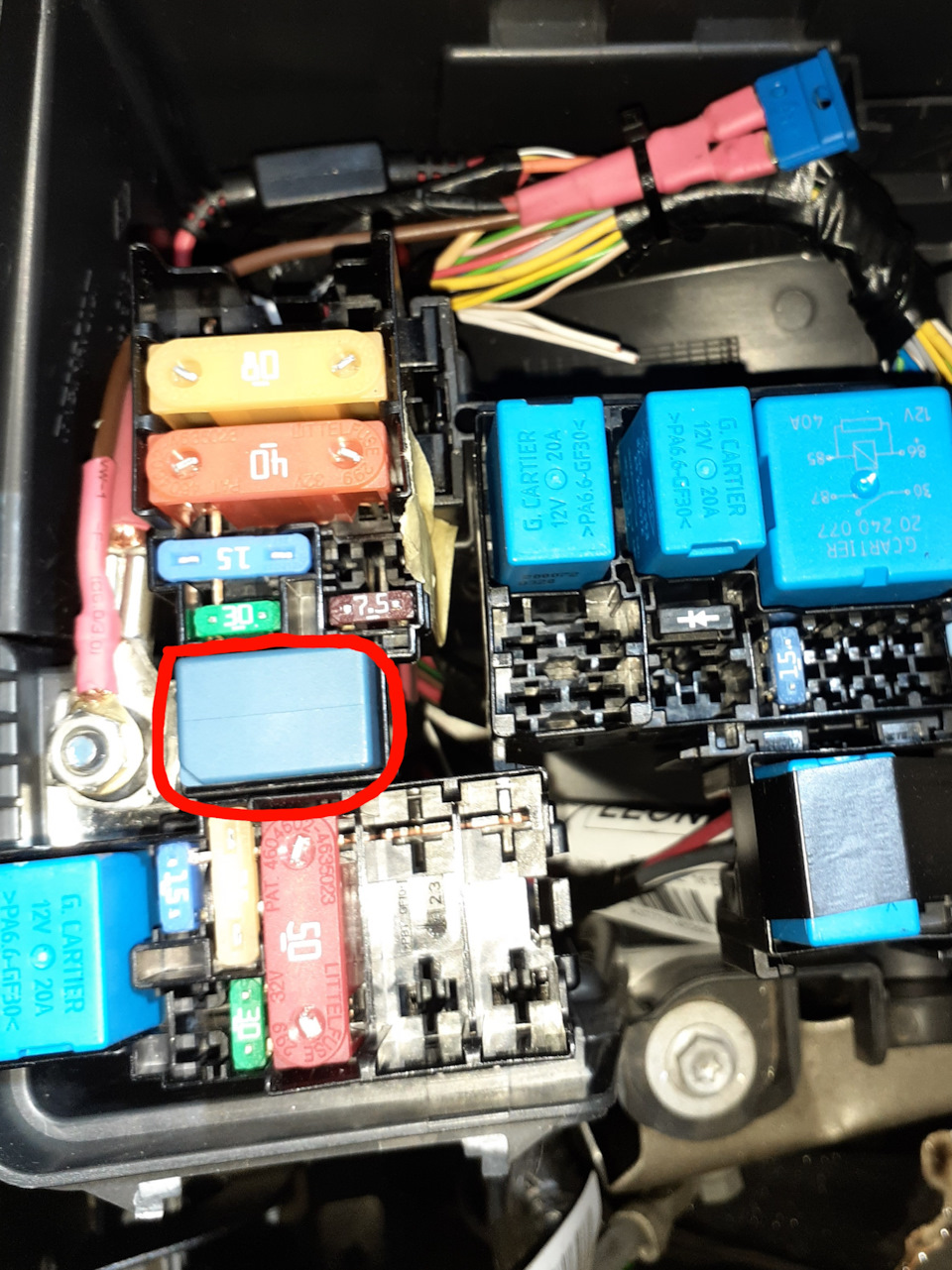 дастер 1,5 реле вентилятора. блок реле дастер 2. 8200351489 реле. Drive2 дастер реле защита стартера. блок реле рено дастер 2.