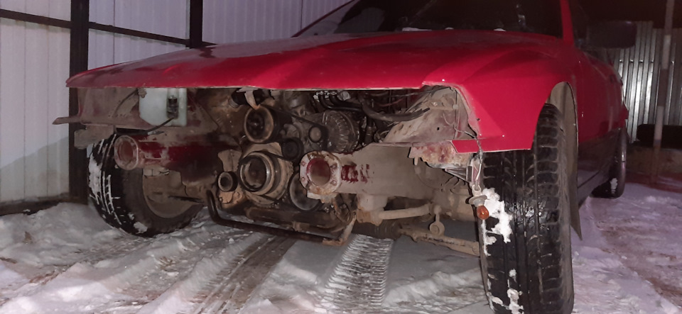 Какое масло залить в стучащий двигатель. Кастрол для дизеля и бензина 5 в40. Какое масло залить в стучащий двигатель. Присадка для повышения вязкости масла kerry. 0 бензин.