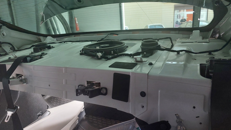 Шумка задней полки киа К5 — KIA K5 (3G), 2 л, 2021 года | аксессуары ...