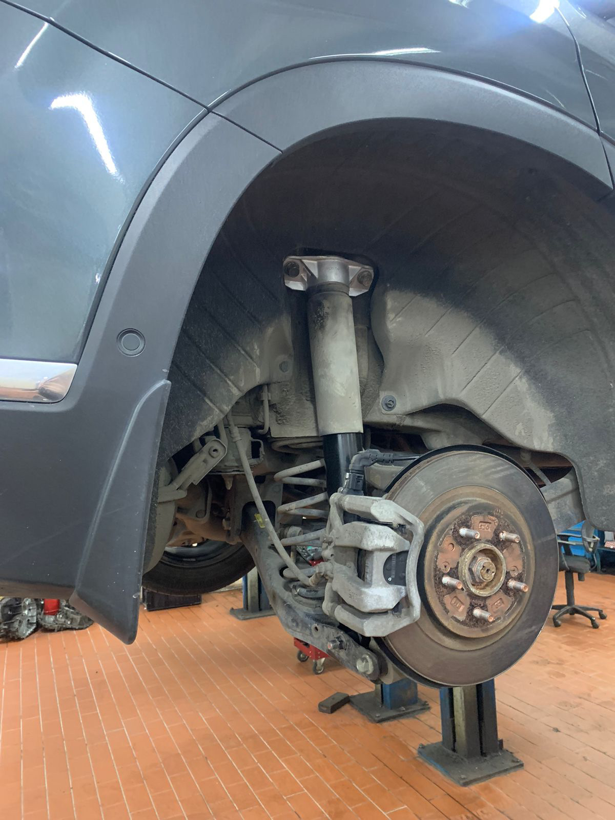 Амортизаторы — Hyundai Santa Fe (4G), 2,2 л, 2019 года | запчасти | DRIVE2