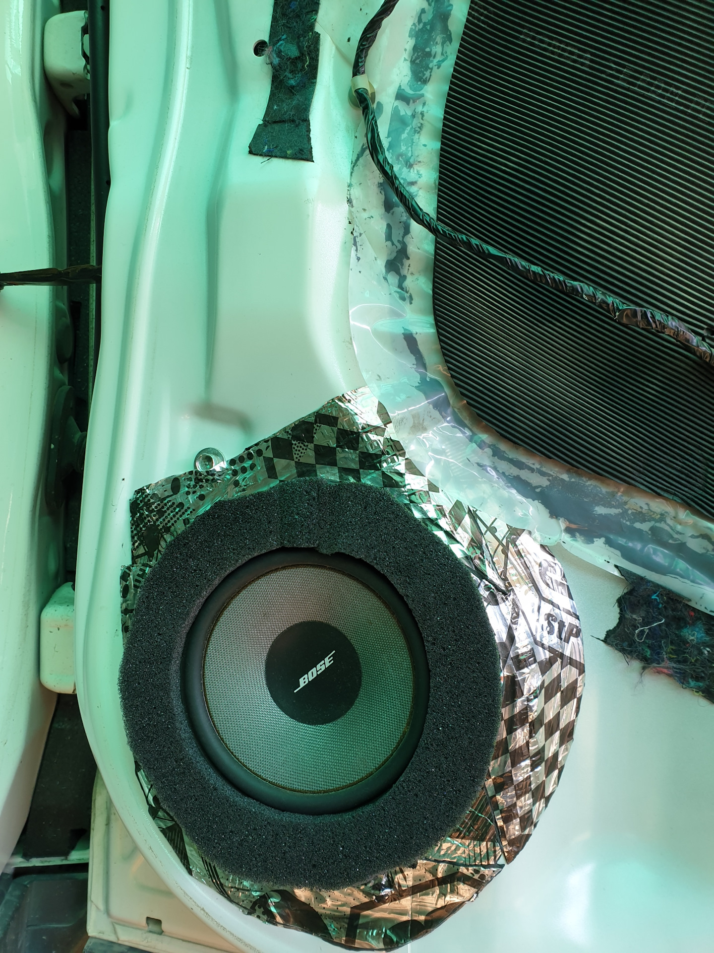 Замена штатной акустики в передних дверях — DRIVE2